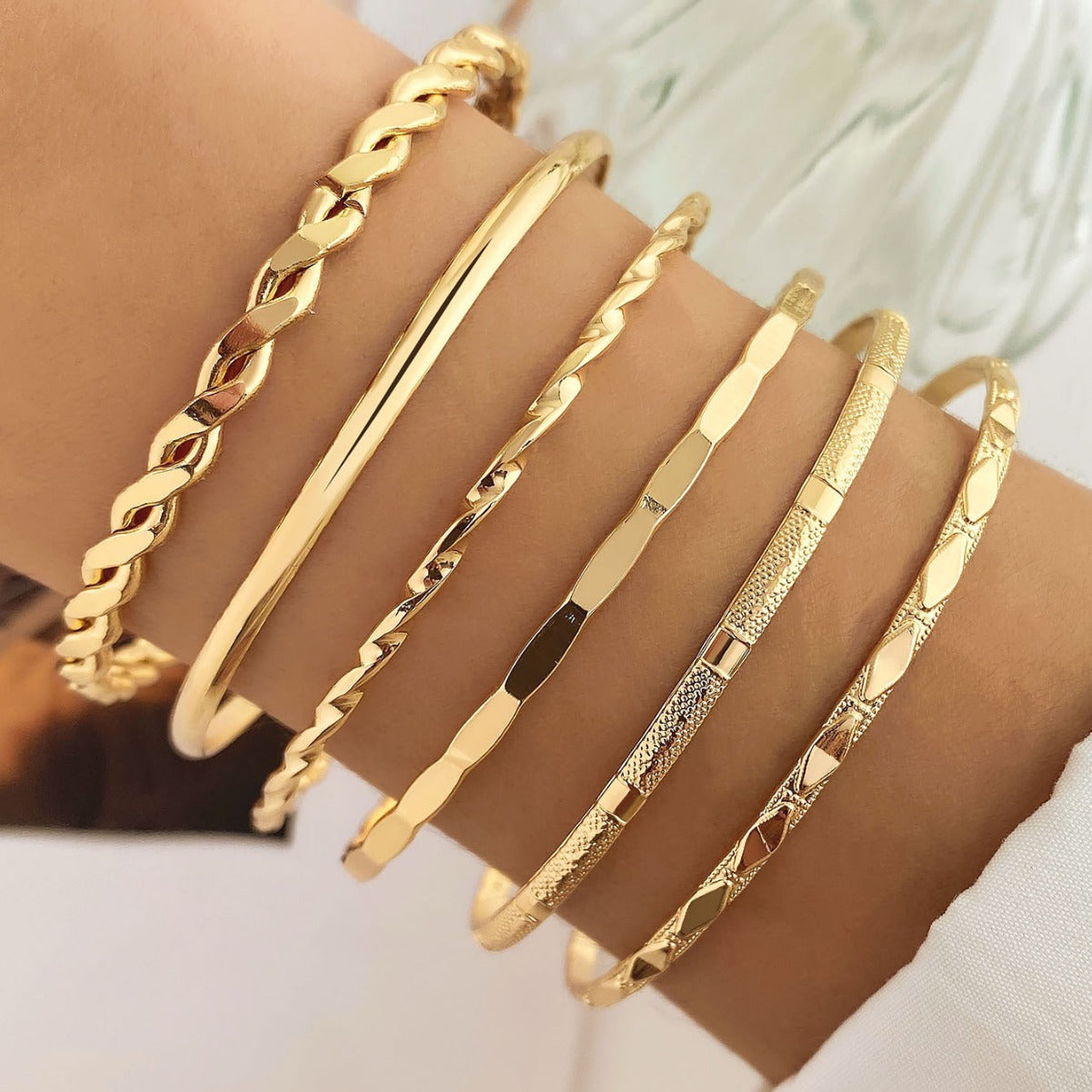 Bohemian Gold colored Bracelet Set (6 pcs)