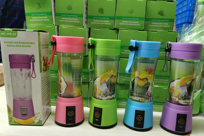 Compact USB Rechargeable Portable Blender: Make Fresh Fruit Juices Anywhere, Anytime!